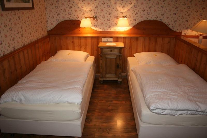 Kürten Hotel Meyer מראה חיצוני תמונה